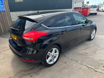 Used Ford Focus 2015 for sale - 79196009: Photo