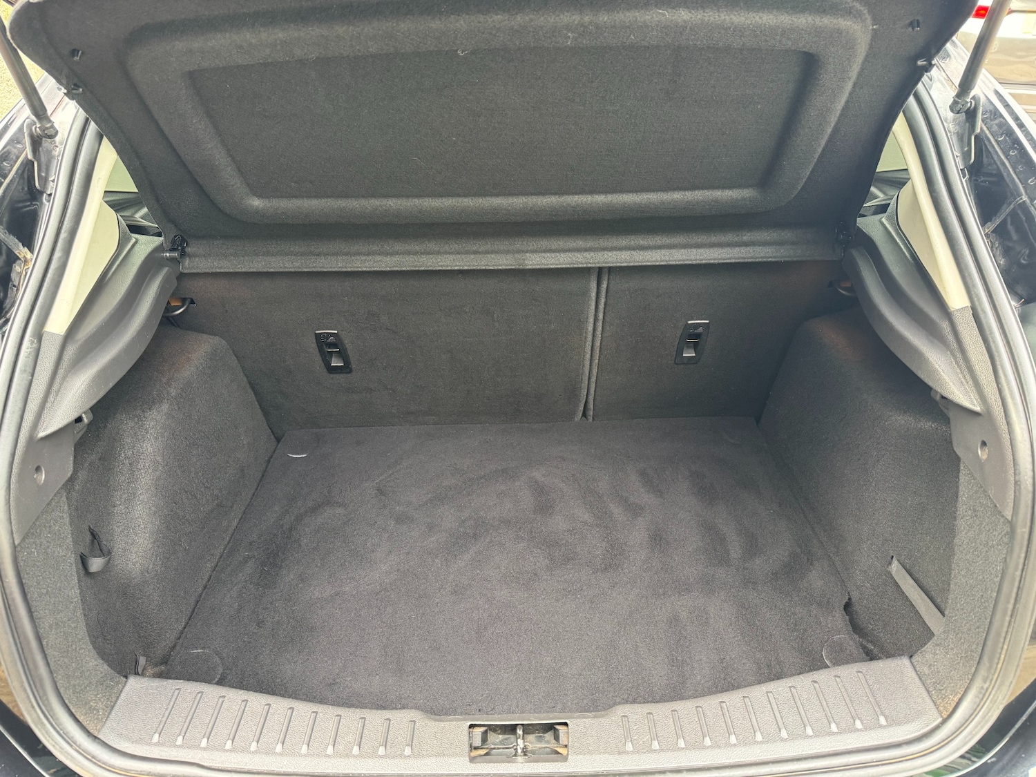 Used Ford Focus 2014 for sale - 77461860: Photo 18