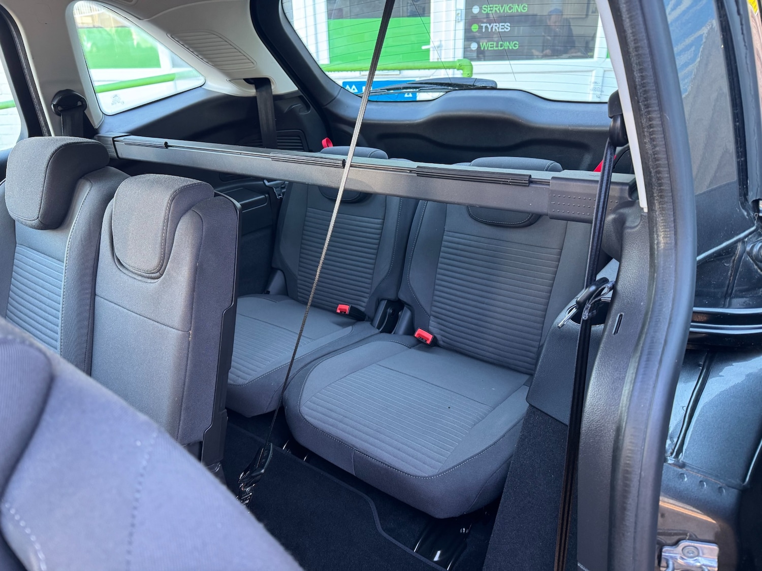 Used Ford Grand C-Max 2018 for sale - 76651006: Photo 18