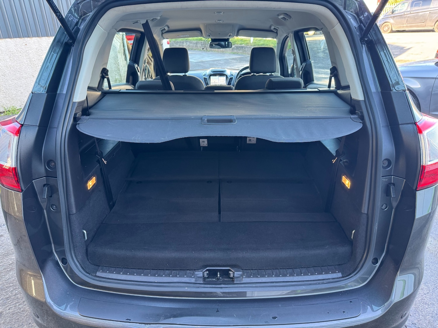 Used Ford Grand C-Max 2018 for sale - 76651006: Photo 20