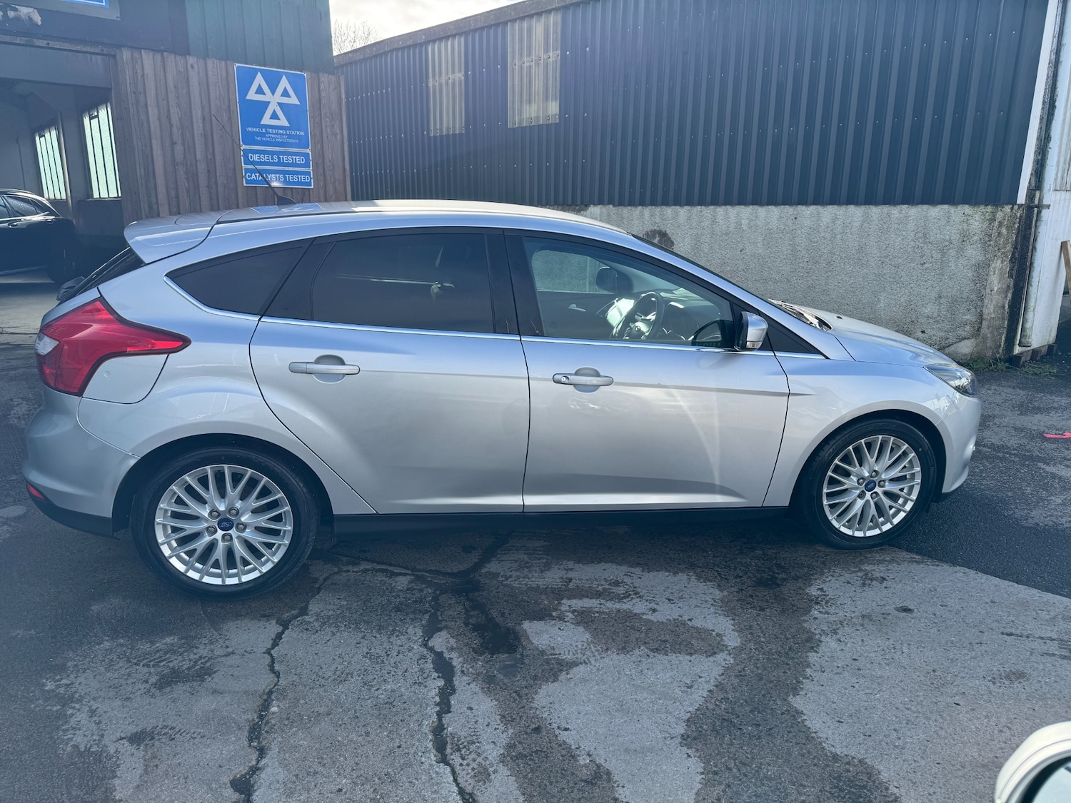 Used Ford Focus 2012 for sale - 77689625: Photo 5