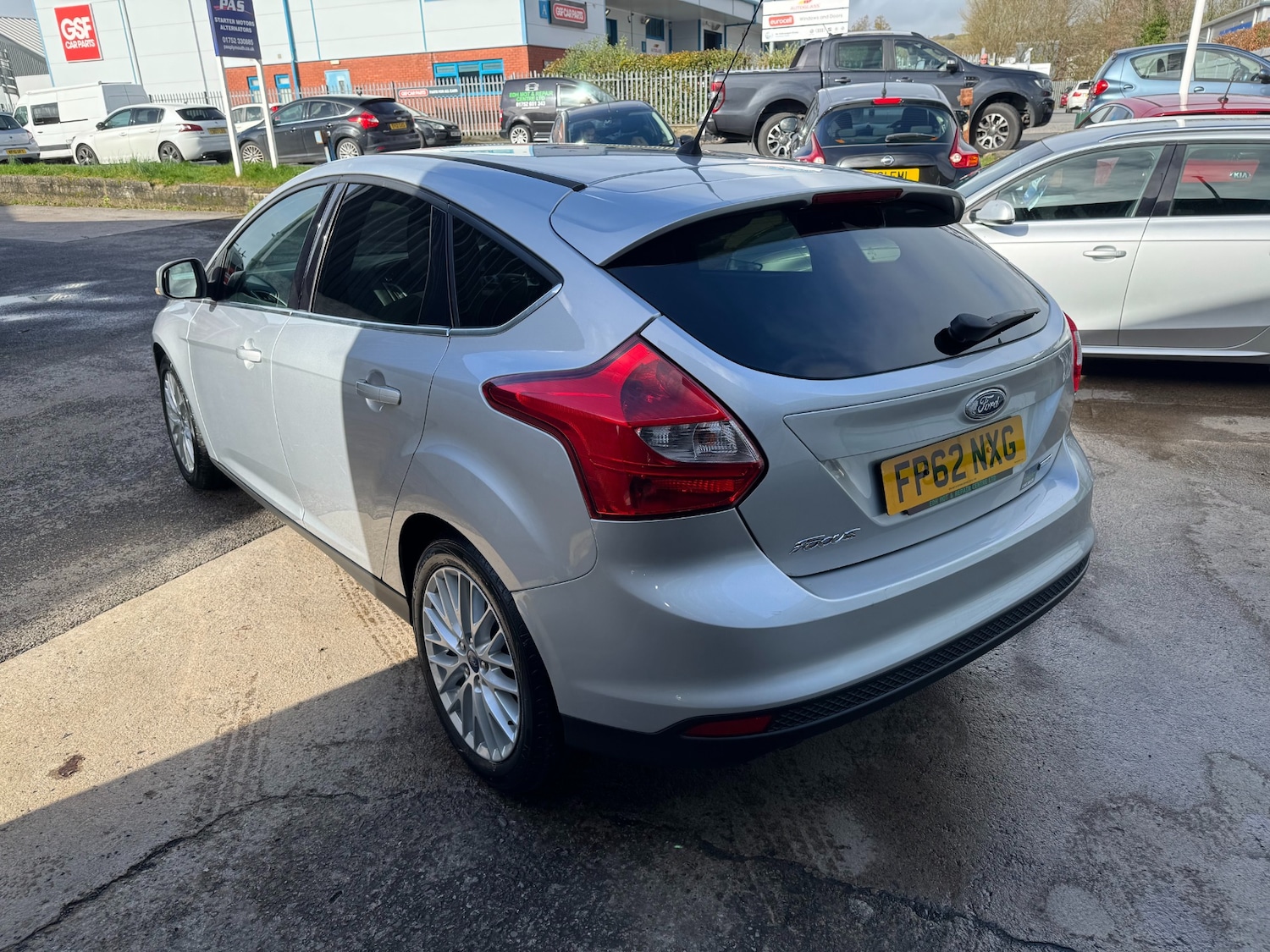 Used Ford Focus 2012 for sale - 77689625: Photo 9