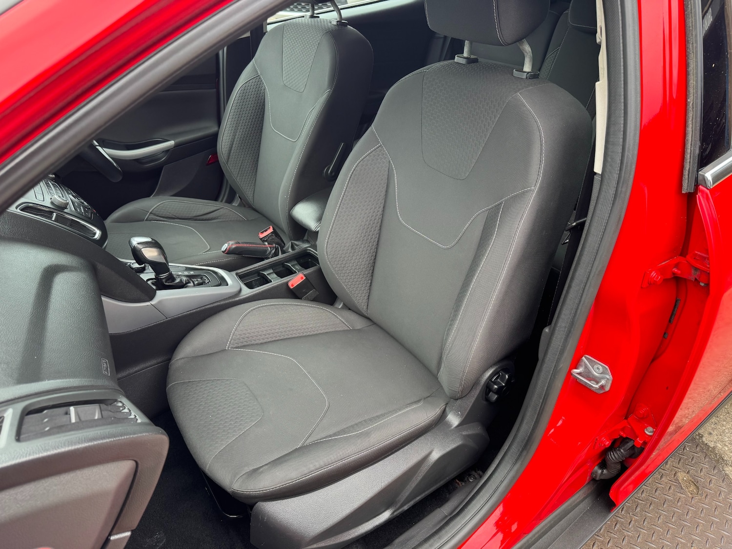 Used Ford Focus 2015 for sale - 78106015: Photo 14