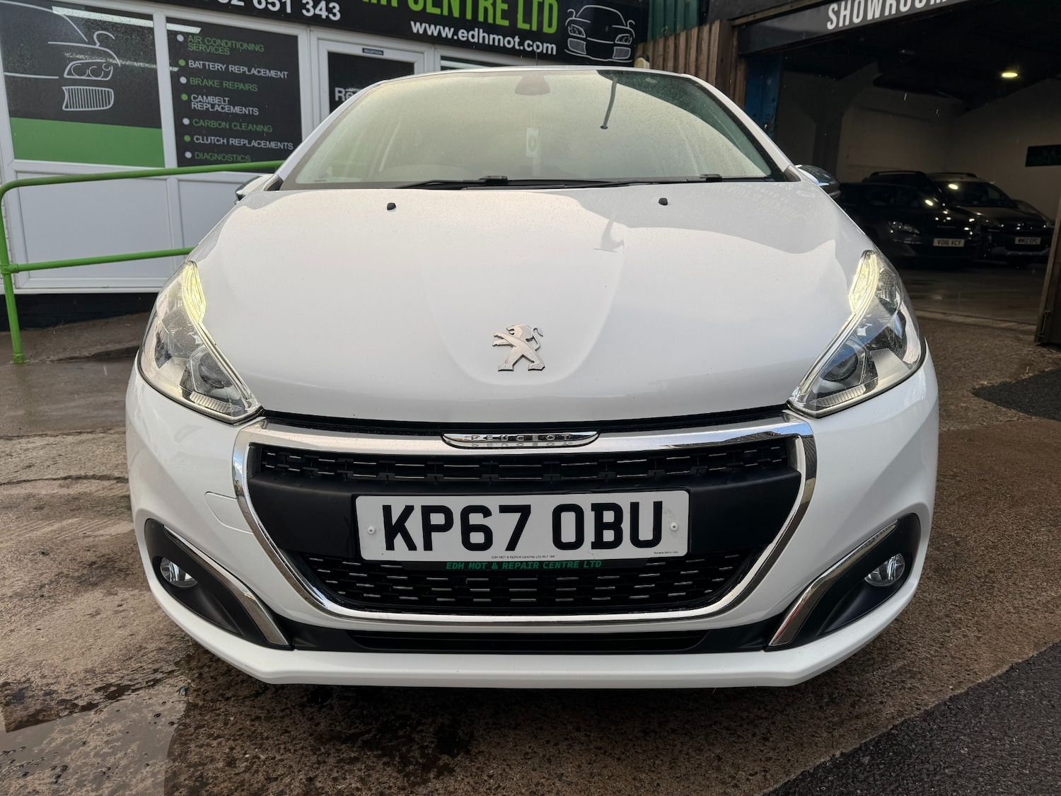 Used Peugeot 208 2017 for sale - 77148260: Photo 14
