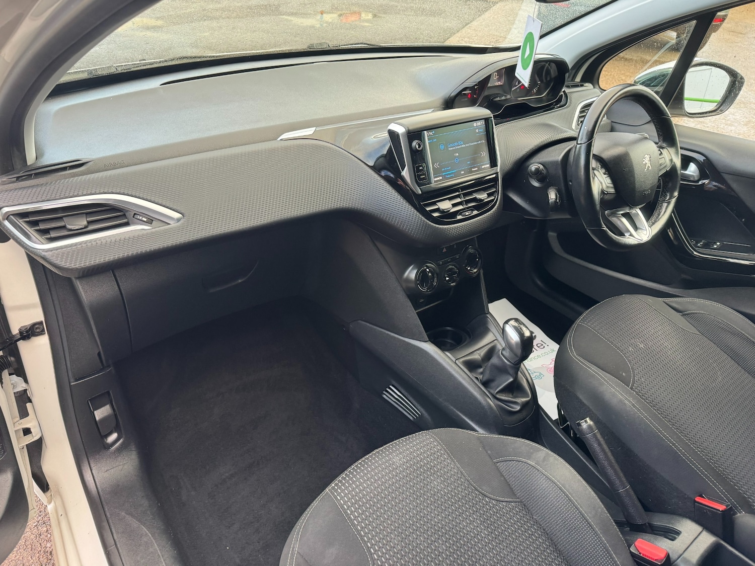 Used Peugeot 208 2017 for sale - 77148260: Photo 15