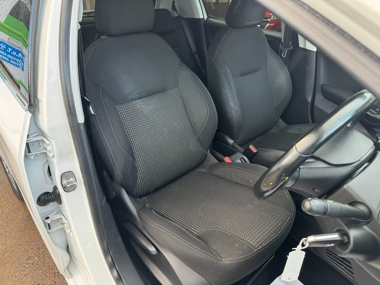 Used Peugeot 208 2017 for sale - 77148260: Photo 22