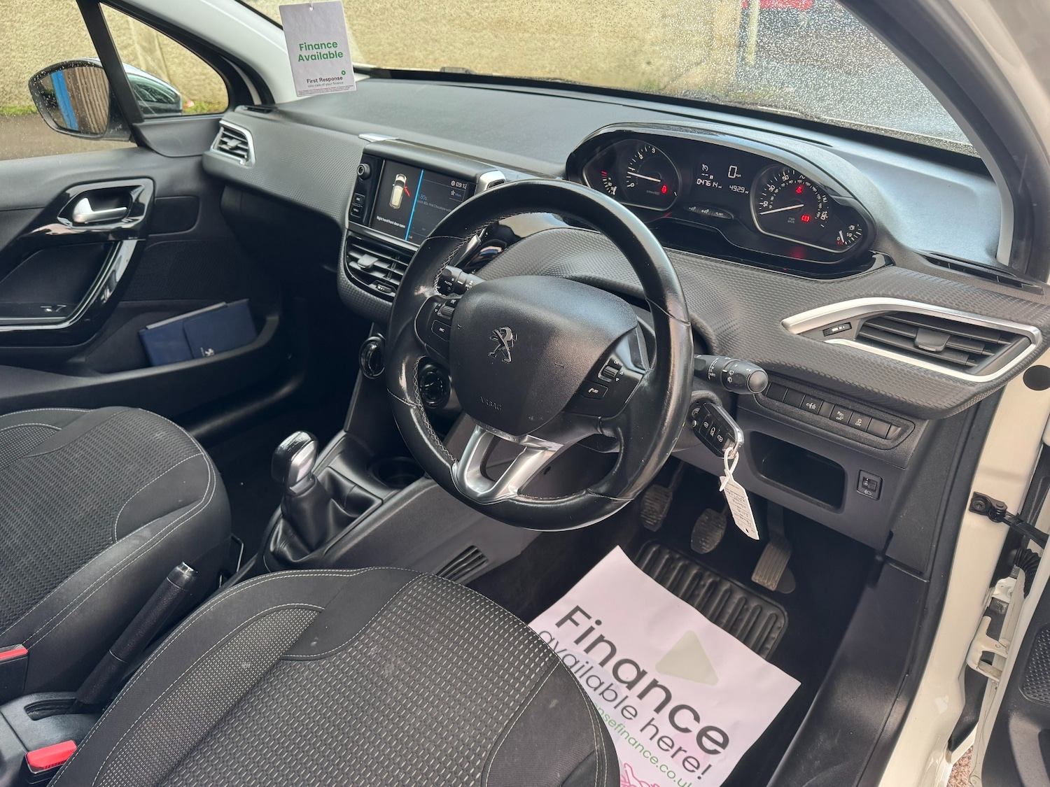 Used Peugeot 208 2017 for sale - 77148260: Photo 23