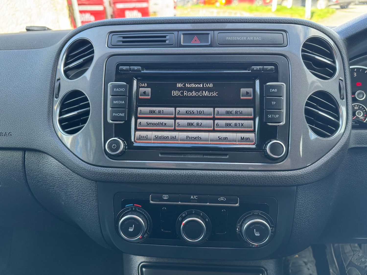 Used Volkswagen Tiguan 2012 for sale - 77830520: Photo 24