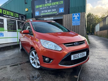 2012 (12) - 2.0 TDCi Titanium 5dr