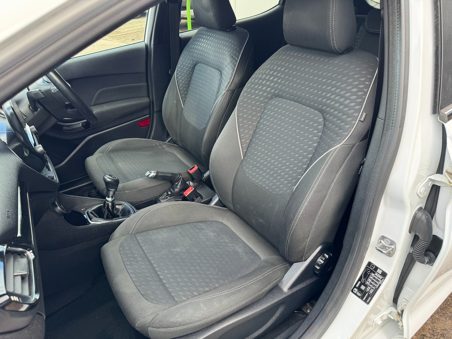 Used Ford Fiesta 2018 for sale - 78026463: Photo 15