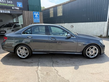 Used Mercedes-Benz C Class 2010 for sale - 79232074: Photo