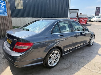 Used Mercedes-Benz C Class 2010 for sale - 79232074: Photo