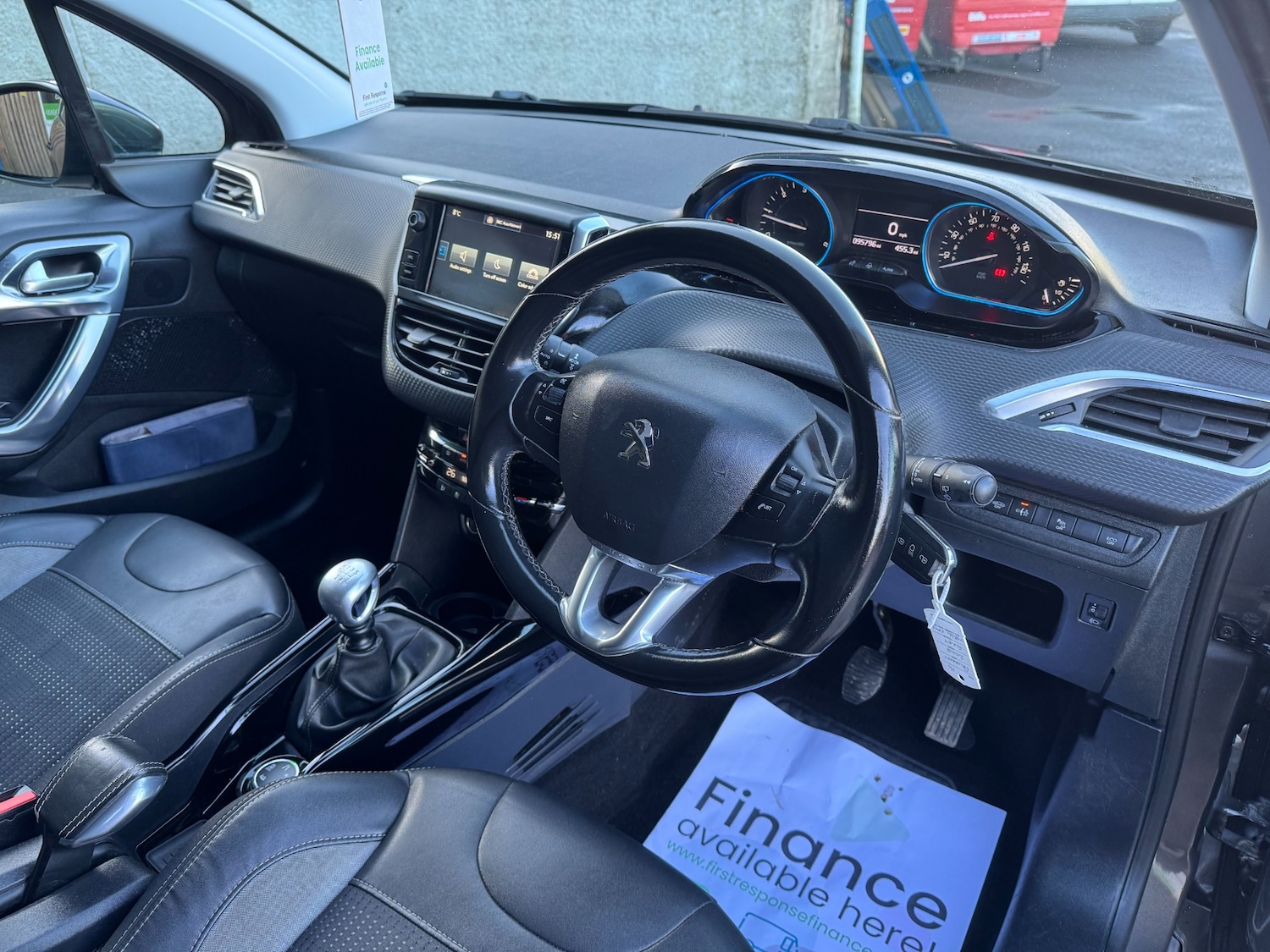 Used Peugeot 2008 2016 for sale - 77354328: Photo 23