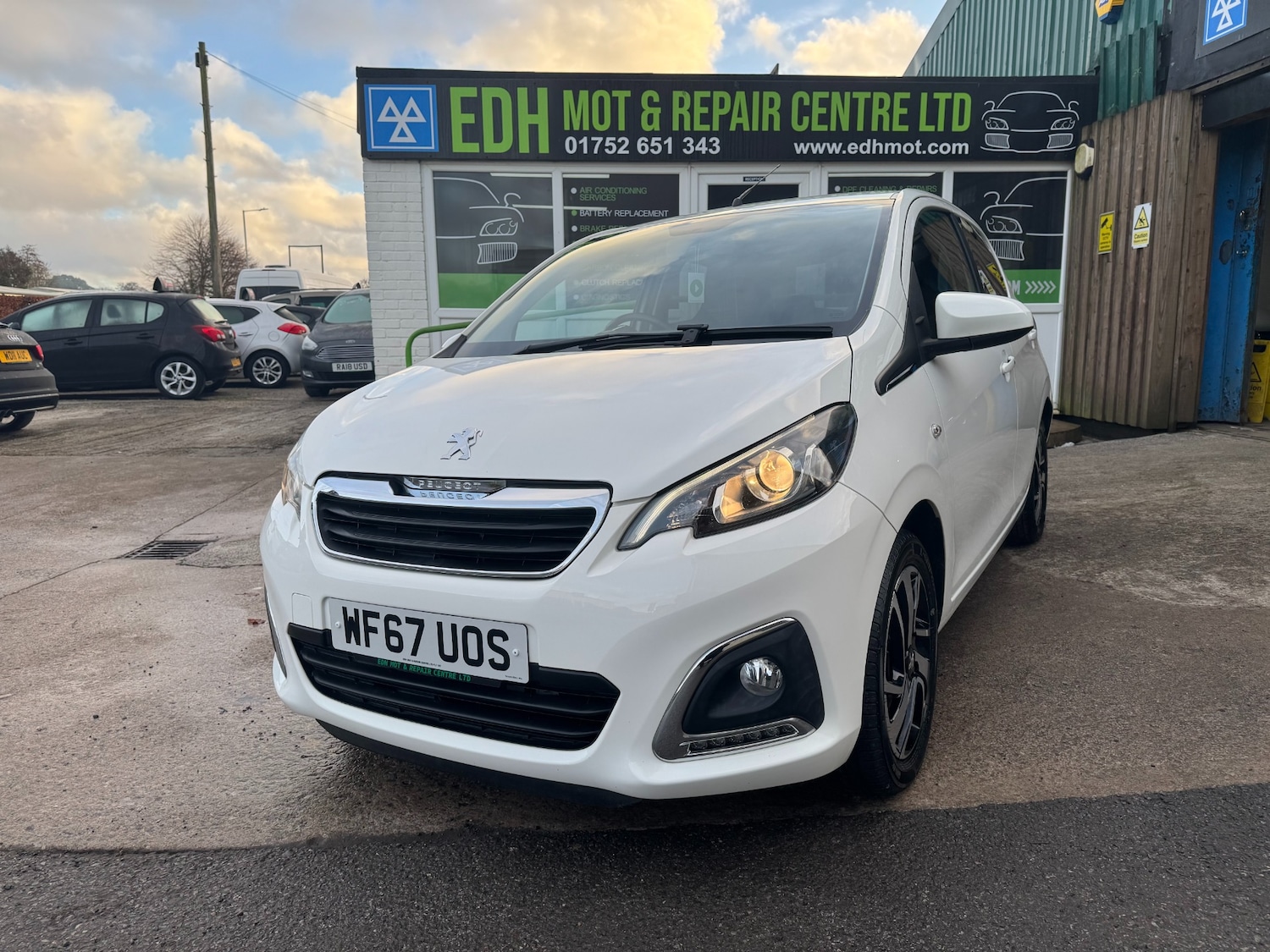Used Peugeot 108 2017 for sale - 76931480: Photo 14