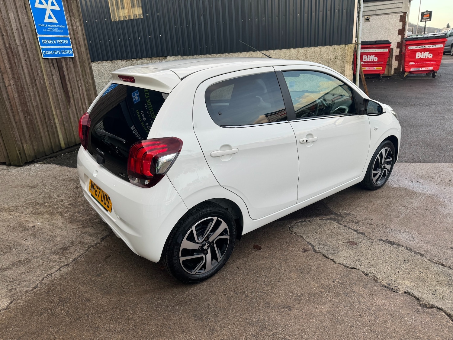 Used Peugeot 108 2017 for sale - 76931480: Photo 7