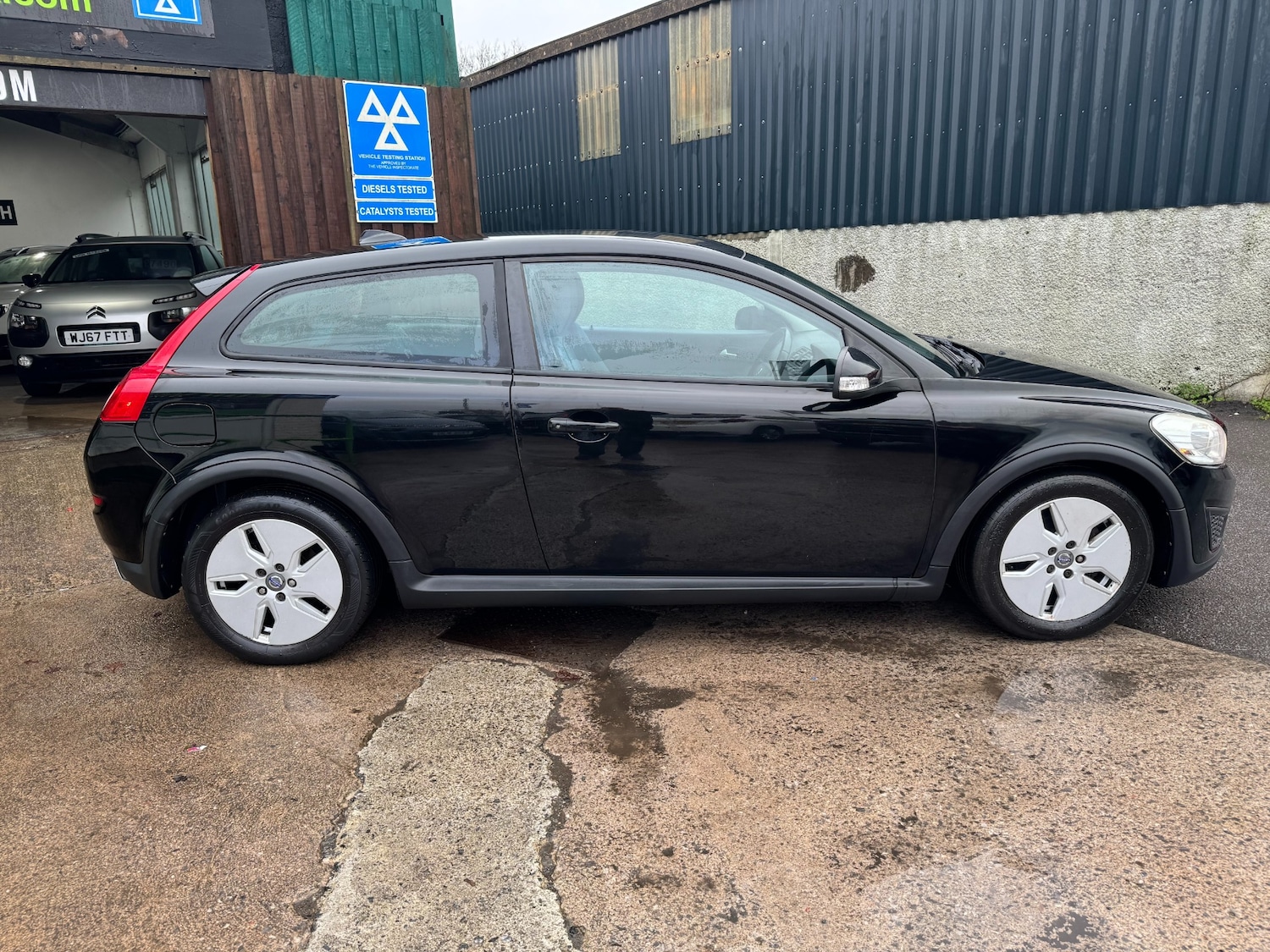 Used Volvo C30 2012 for sale - 77271591: Photo 5