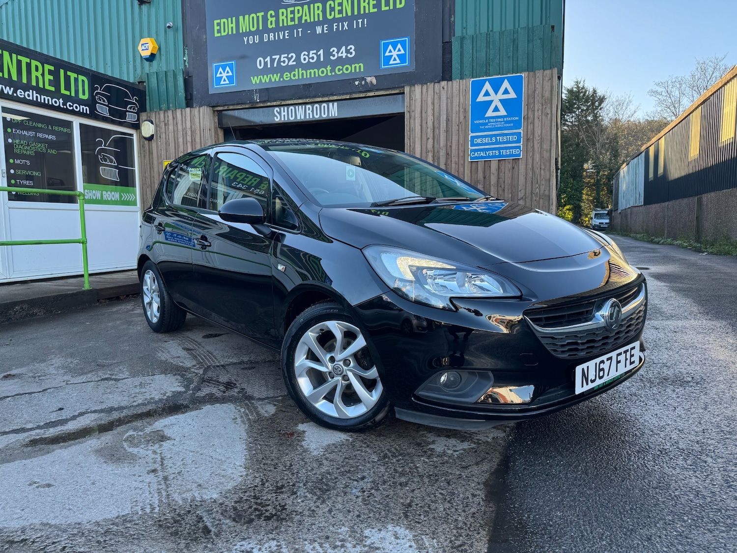 Used Vauxhall Corsa 2017 for sale - 76626040: Photo 4