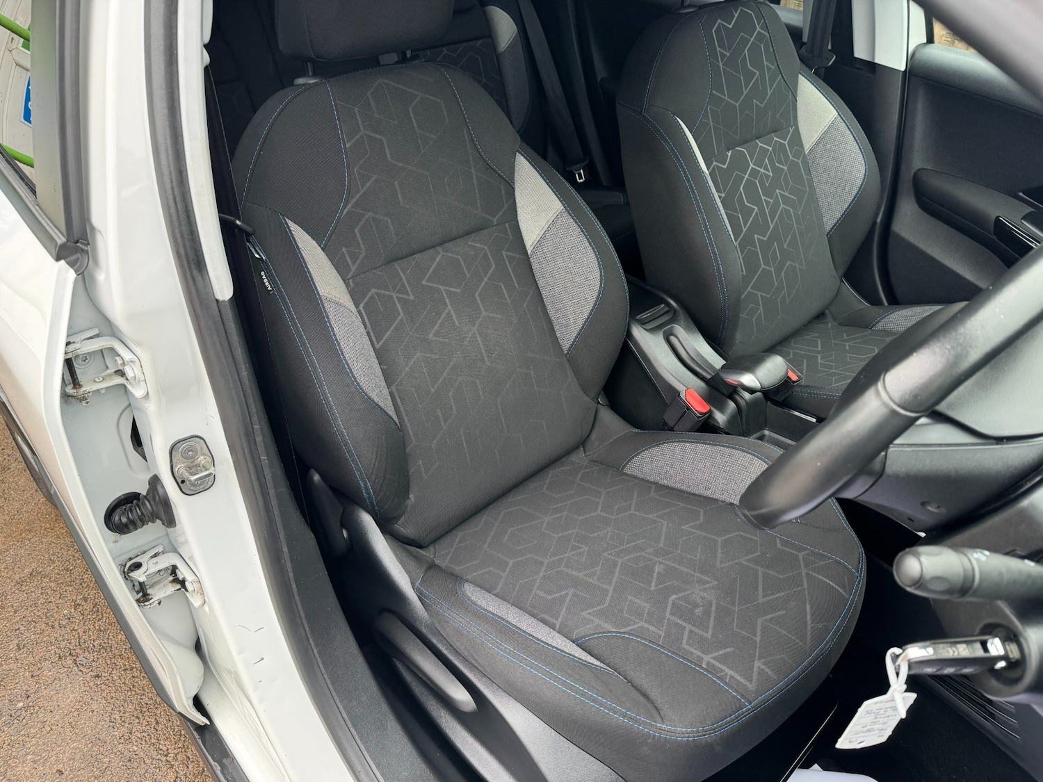 Used Peugeot 2008 2019 for sale - 77208776: Photo 22