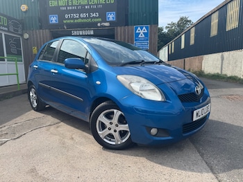 Used Toyota Yaris 2010 for sale - 79216616: Photo