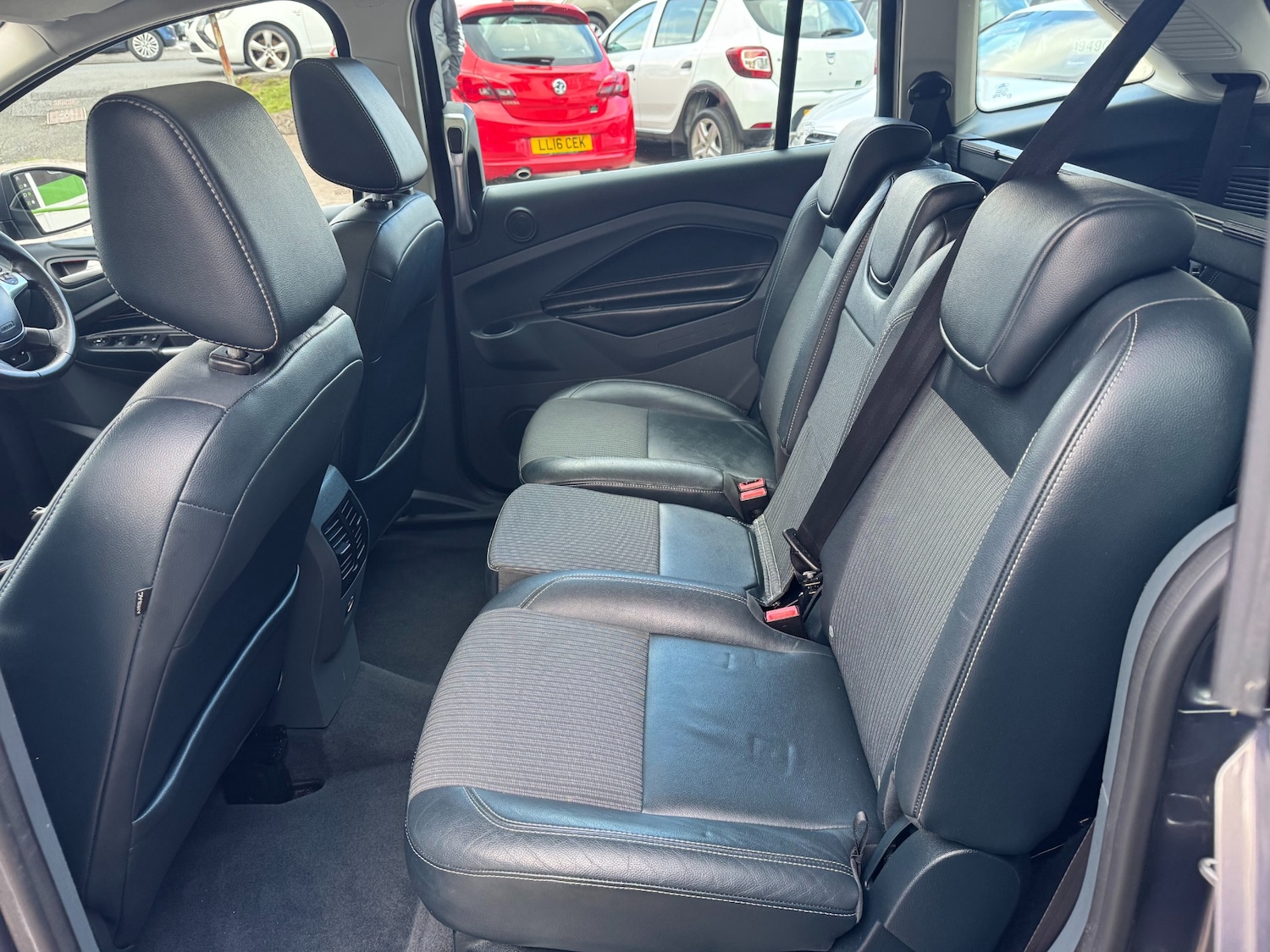 Used Ford Grand C-Max 2014 for sale - 78025186: Photo 16