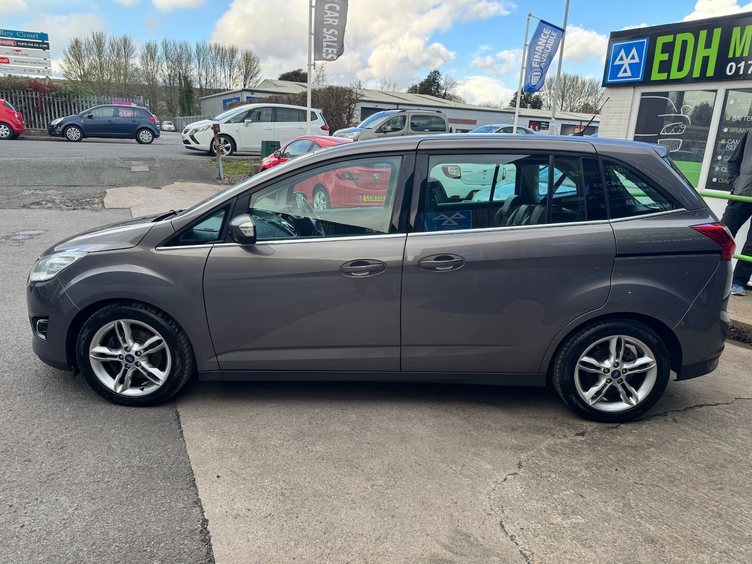 Used Ford Grand C-Max 2014 for sale - 78025186: Photo 9