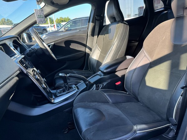 Used Volvo V40 2015 for sale - 75203783: Photo 16