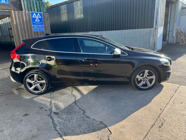 Used Volvo V40 2015 for sale - 75203783: Photo 5