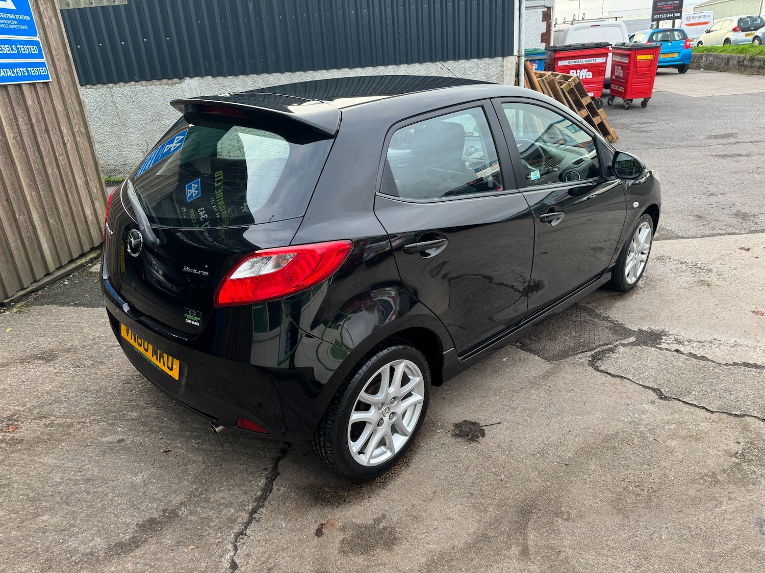 Used Mazda Mazda2 2010 for sale - 76452044: Photo 6
