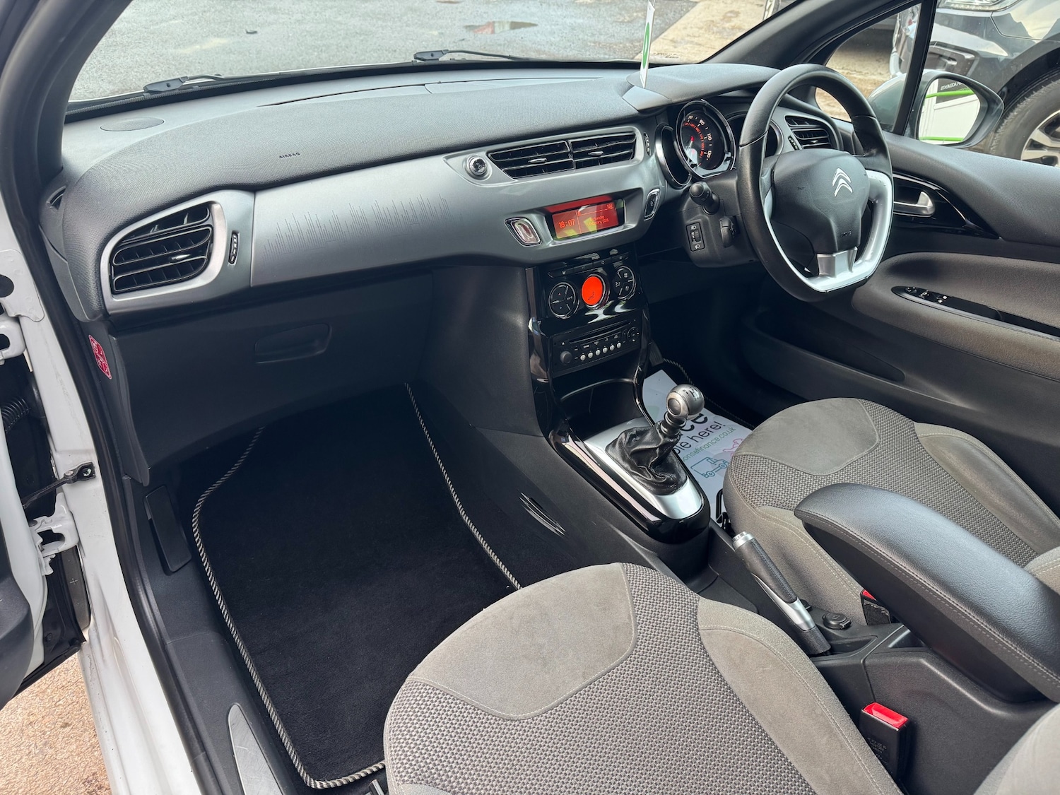 Used Citroen DS3 2014 for sale - 77435434: Photo 2