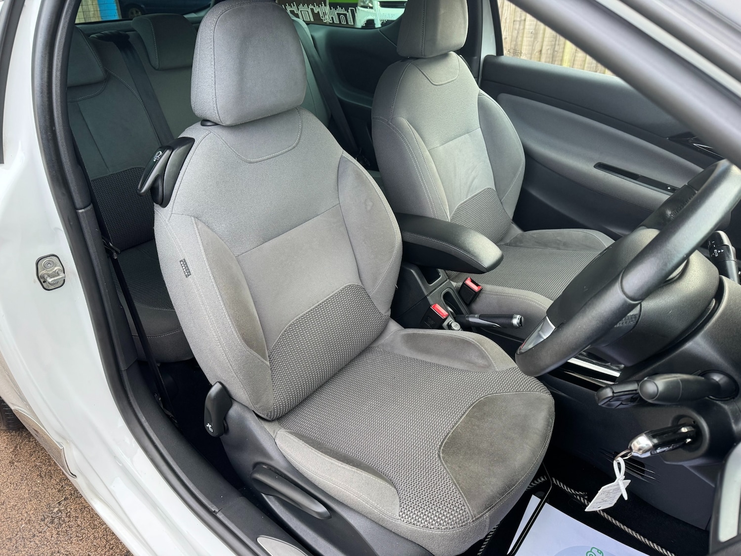 Used Citroen DS3 2014 for sale - 77435434: Photo 20