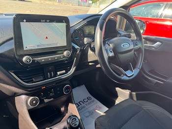 Used Ford Fiesta 2018 for sale - 75665130: Photo