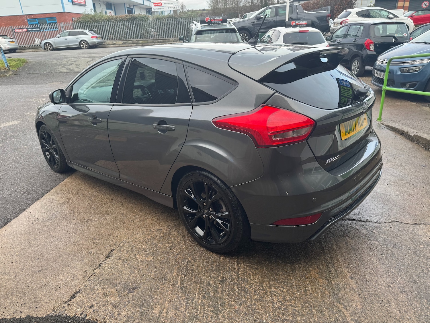 Used Ford Focus 2017 for sale - 77247890: Photo 10