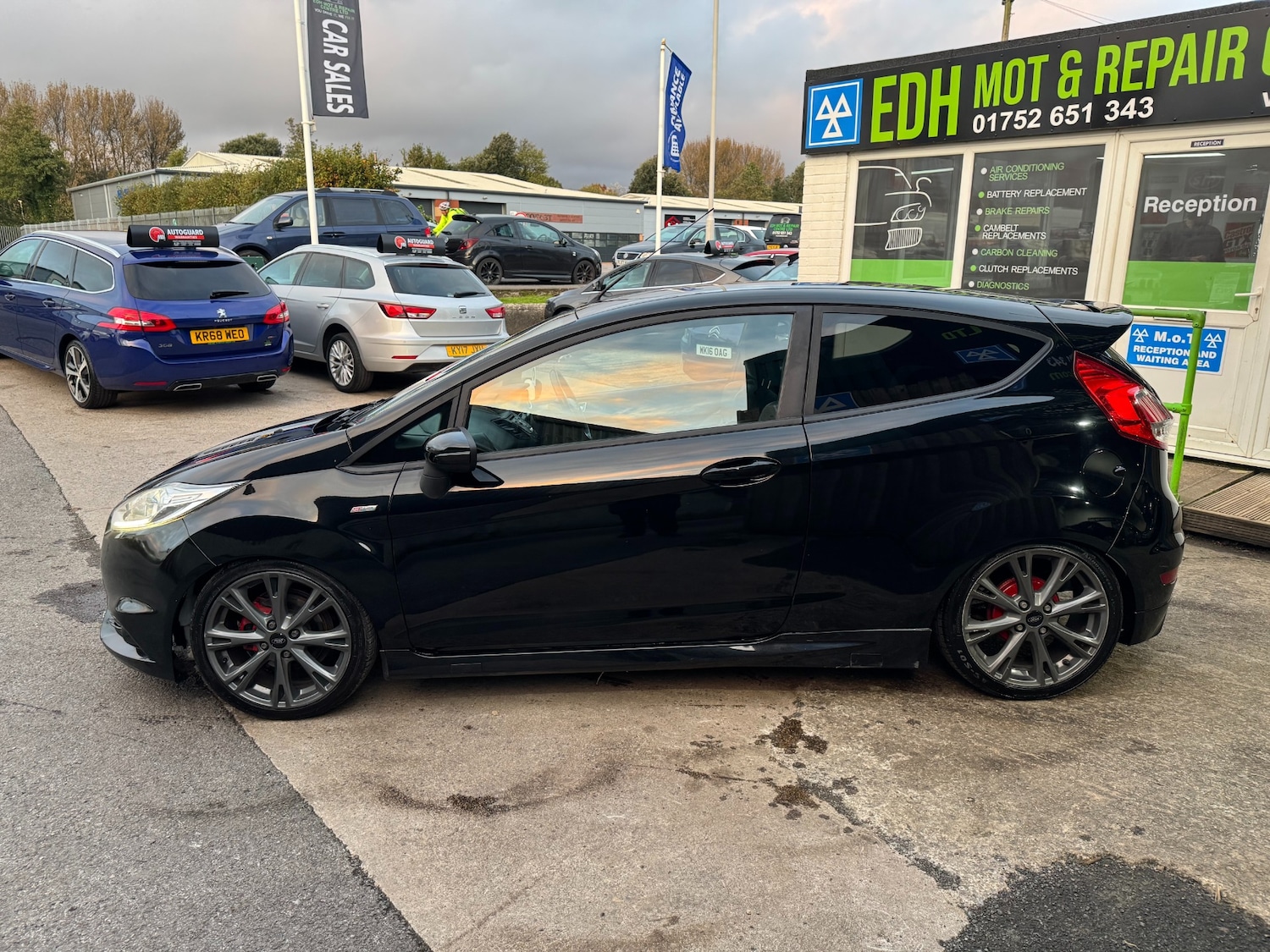 Used Ford Fiesta 2017 for sale - 76402031: Photo 11