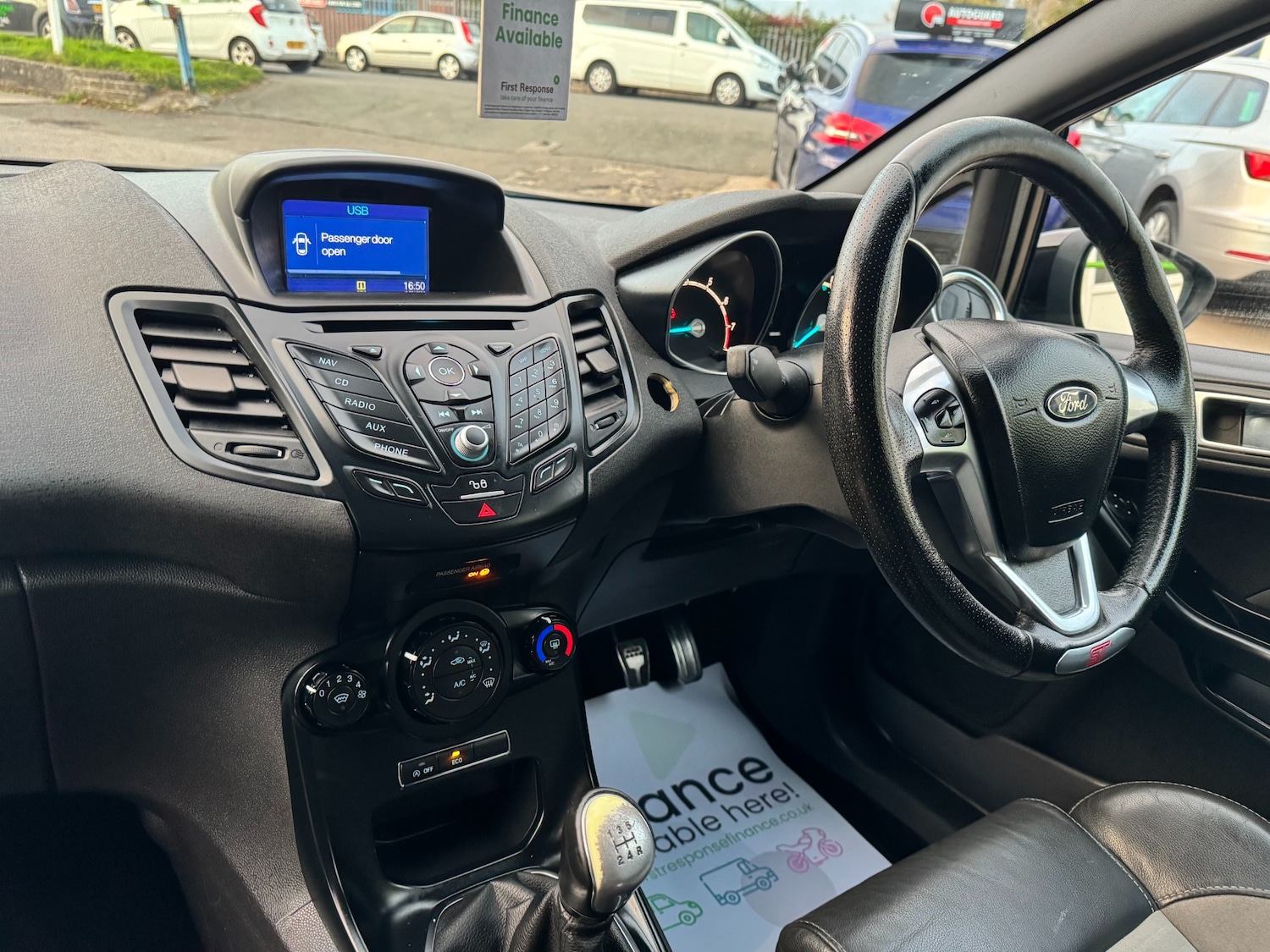 Used Ford Fiesta 2017 for sale - 76402031: Photo 3