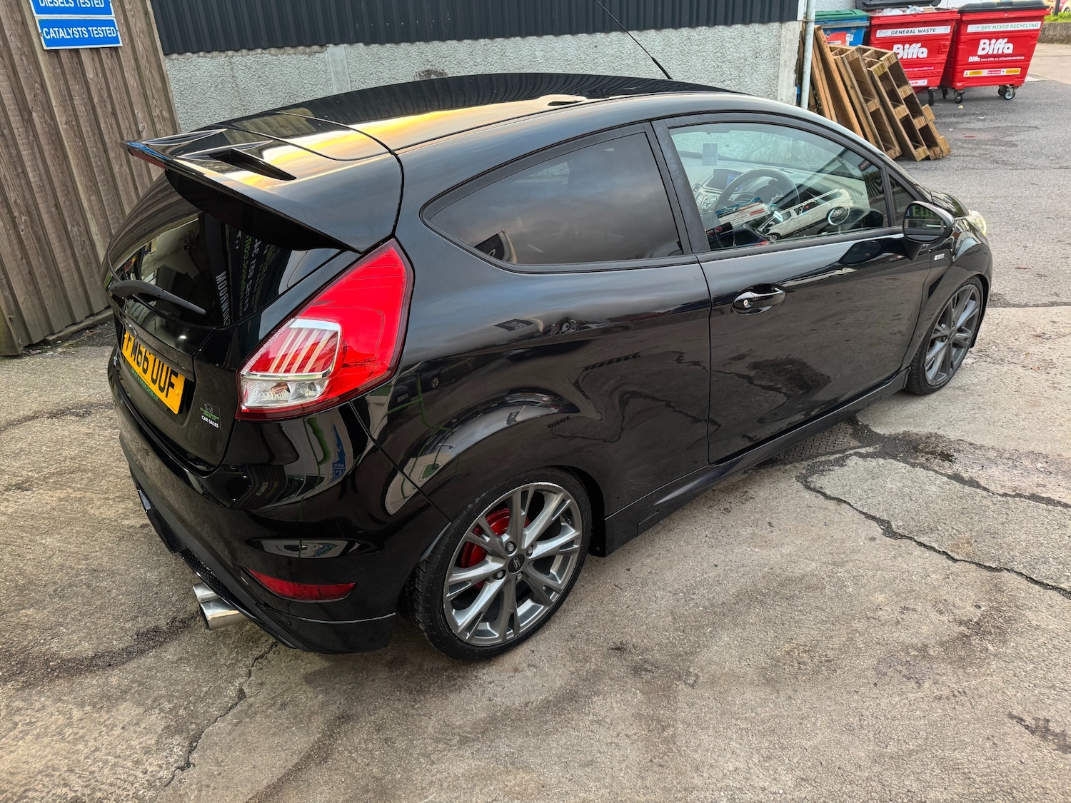 Used Ford Fiesta 2017 for sale - 76402031: Photo 6