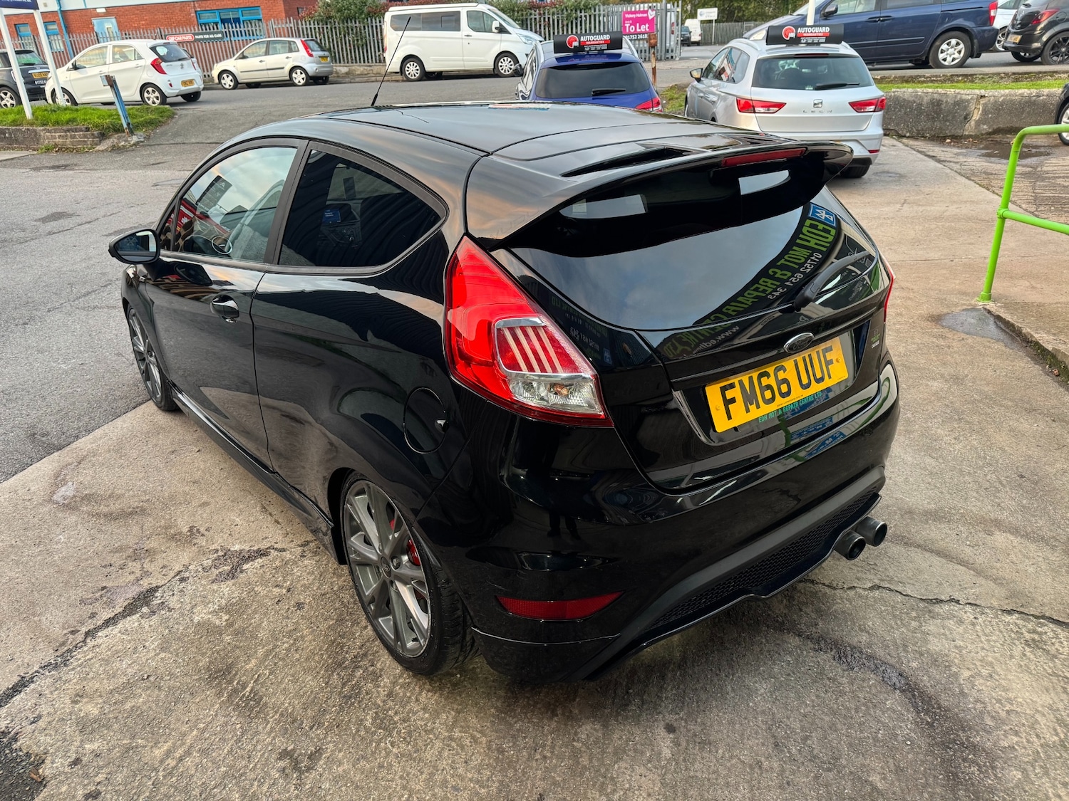 Used Ford Fiesta 2017 for sale - 76402031: Photo 9
