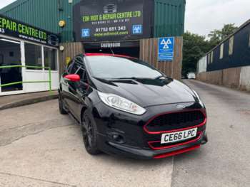 2016 (66) - 1.0 EcoBoost 140 ST-Line Black 3dr