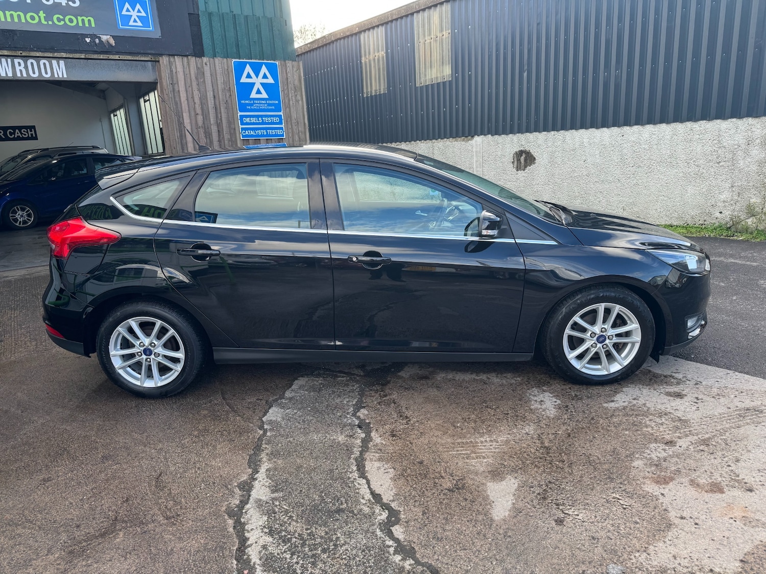 Used Ford Focus 2016 for sale - 76492345: Photo 5