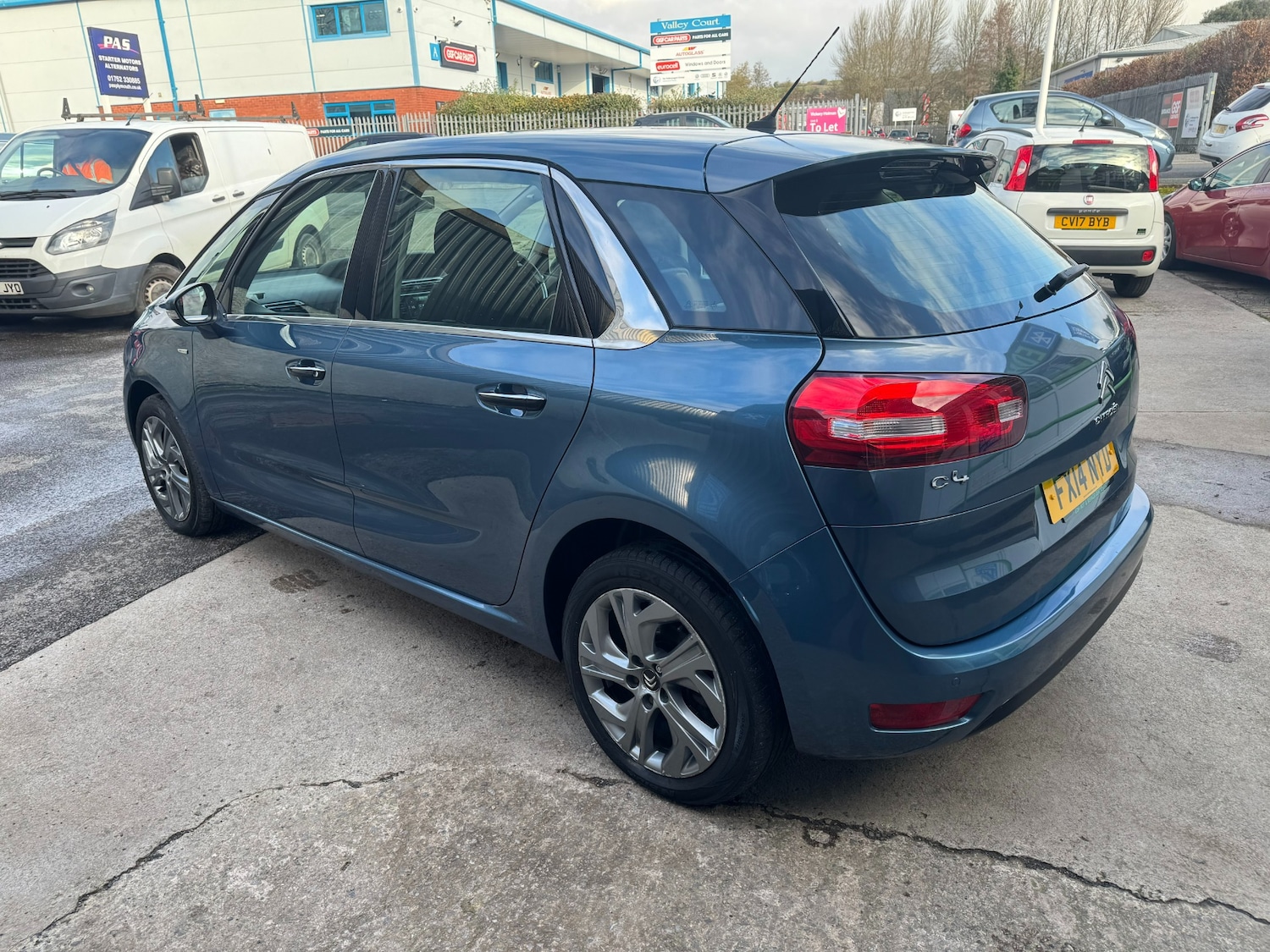 Used Citroen C4 Picasso 2014 for sale - 77603783: Photo 10