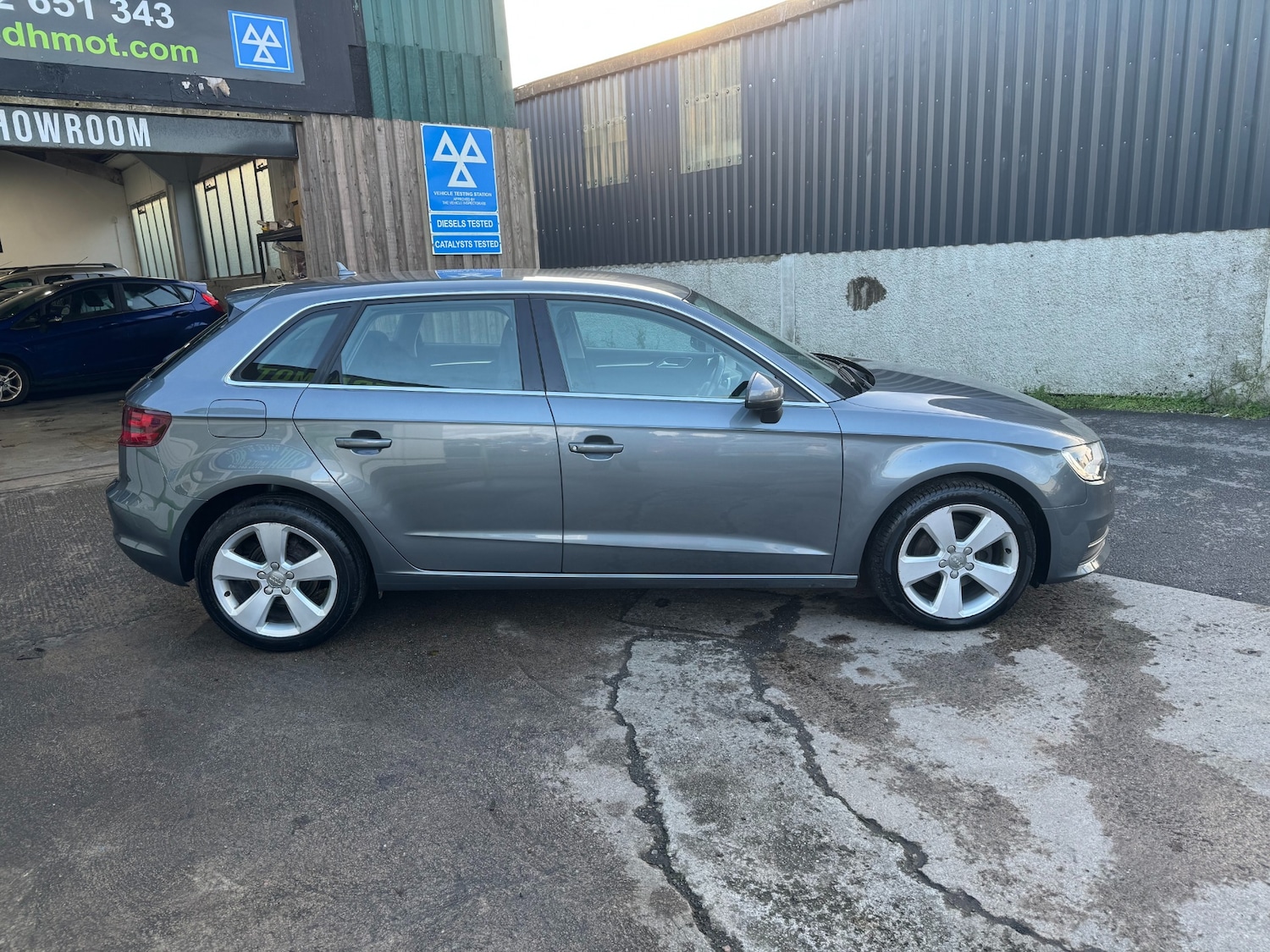 Used Audi A3 2015 for sale - 76494108: Photo 5