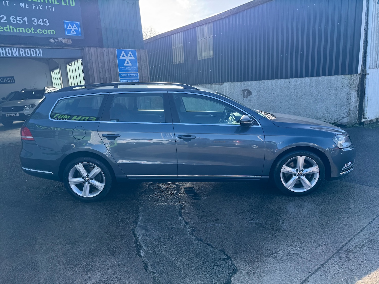 Used Volkswagen Passat 2012 for sale - 77877665: Photo 3