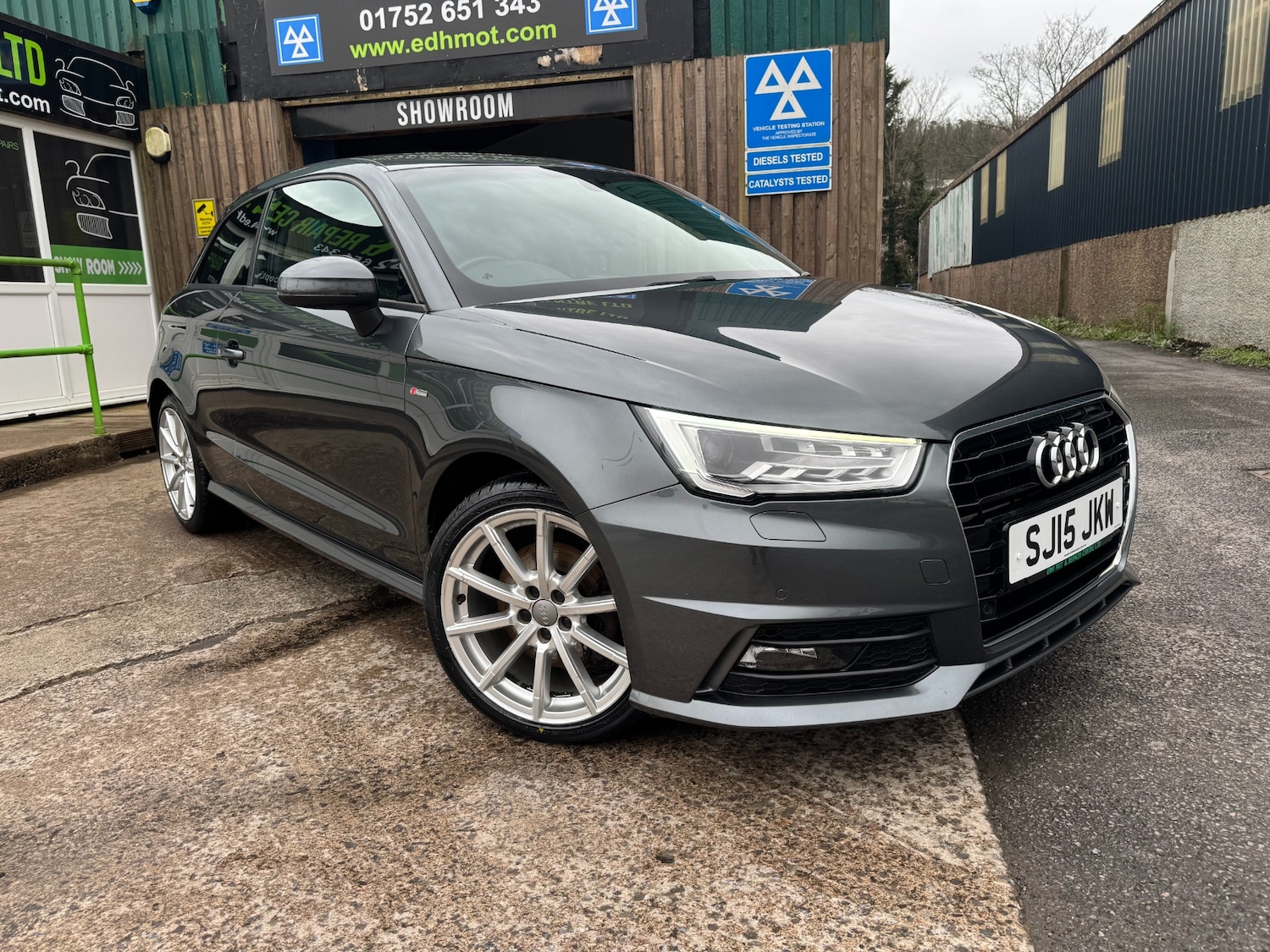 Used Audi A1 2015 for sale - 77864582: Photo 2