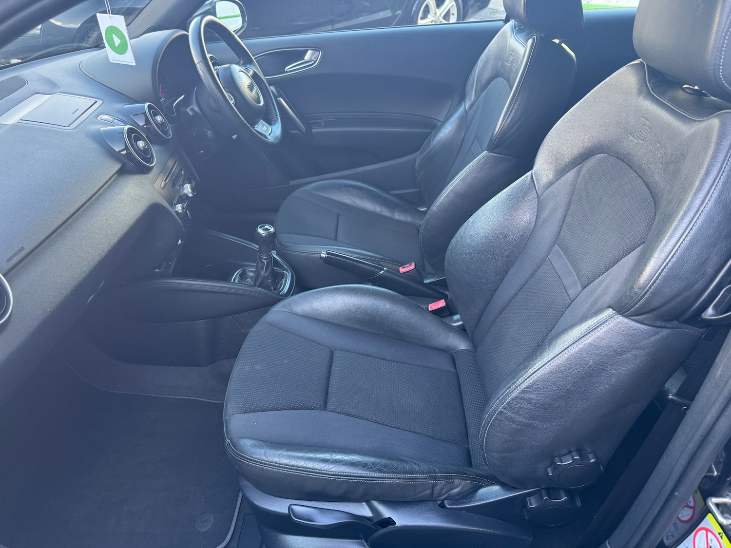 Used Audi A1 2011 for sale - 76319428: Photo 16