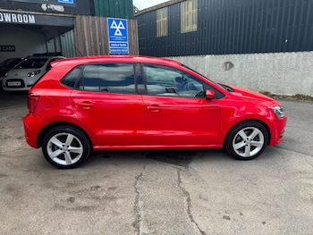 Used Volkswagen Polo 2014 for sale - 79432179: Photo