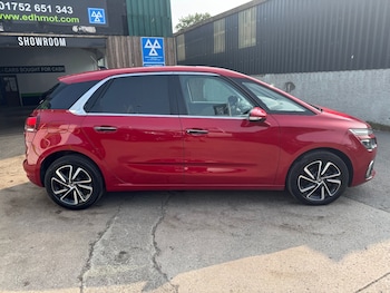 Used Citroen C4 Picasso 2017 for sale - 79275140: Photo