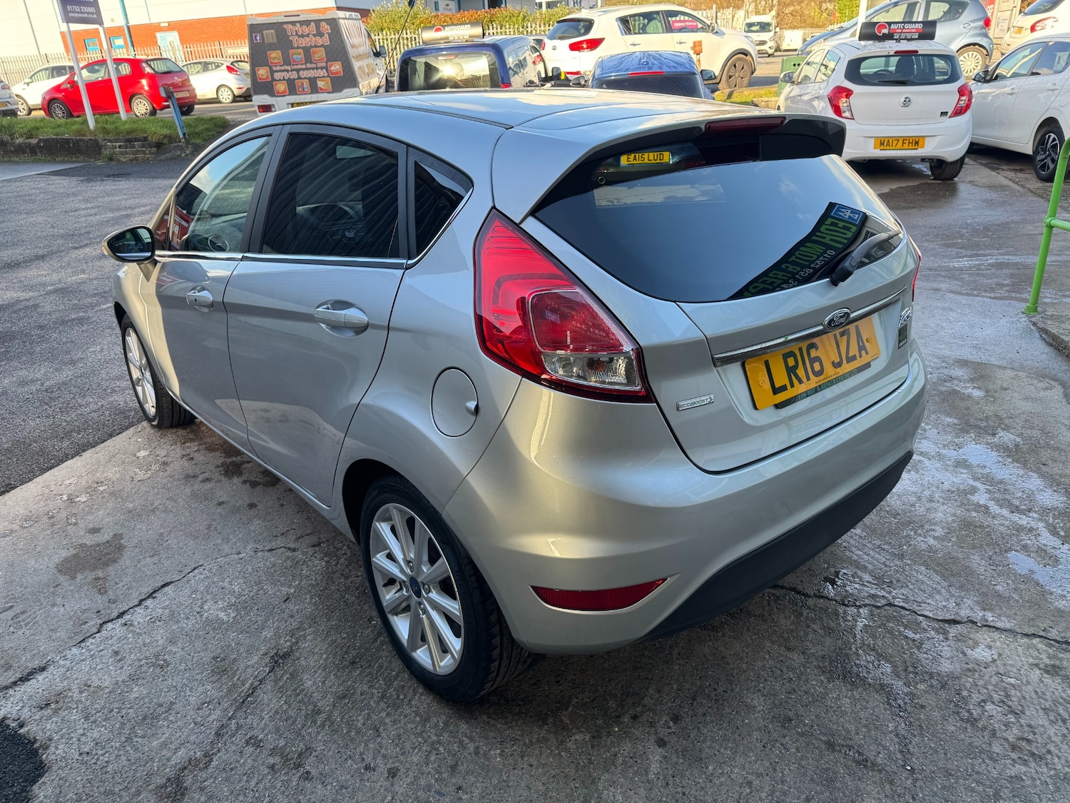 Used Ford Fiesta 2016 for sale - 77011682: Photo 9