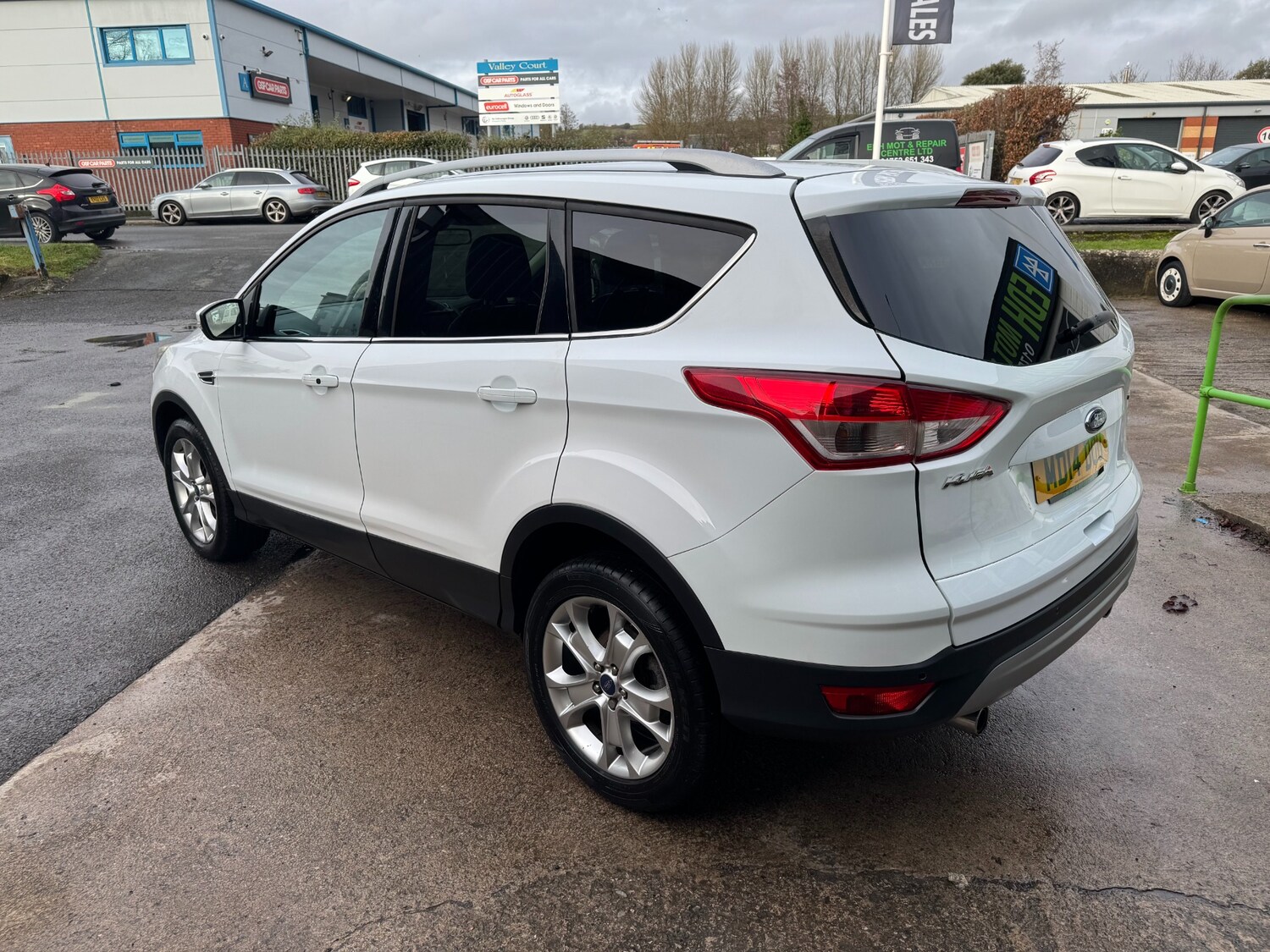 Used Ford Kuga 2014 for sale - 77420608: Photo 10