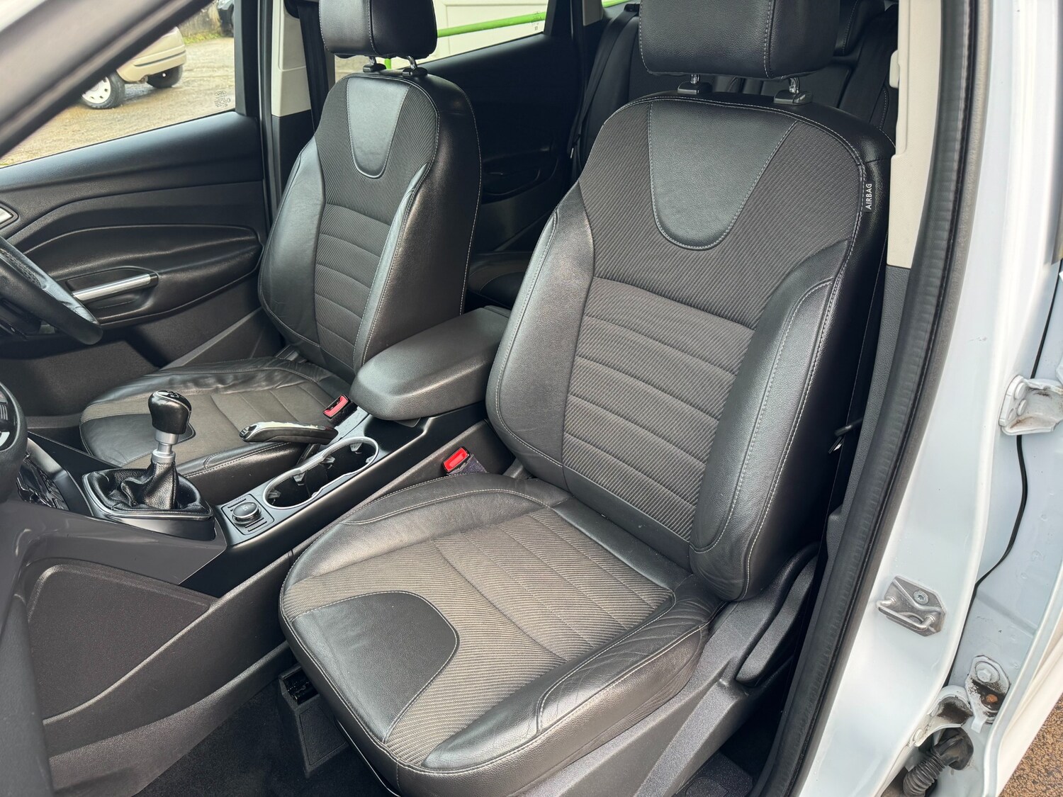 Used Ford Kuga 2014 for sale - 77420608: Photo 16