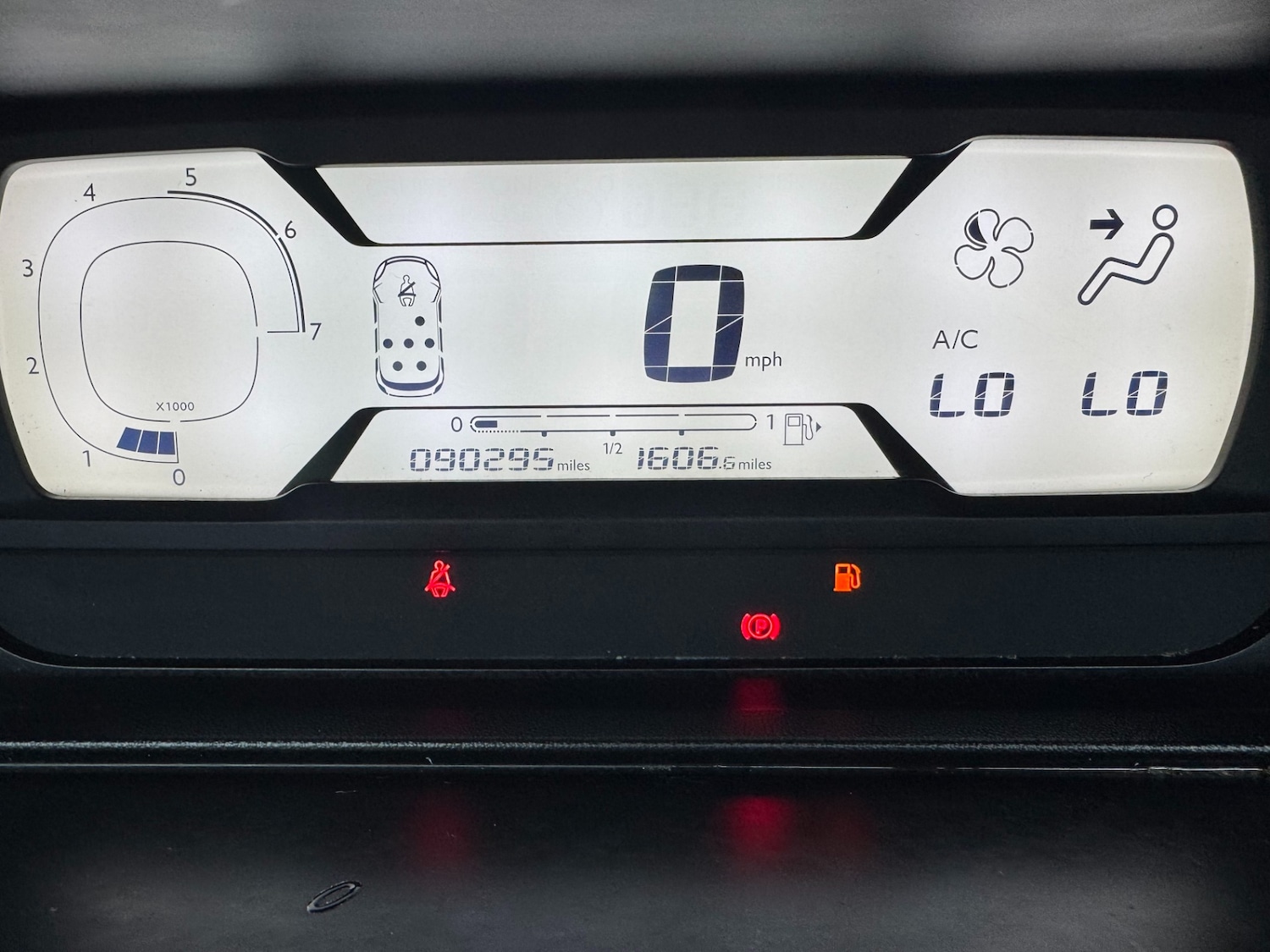 Used Citroen C4 Grand Picasso 2015 for sale - 77450065: Photo 25