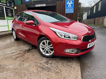 Used Kia Ceed 2014 for sale - 77502931: Photo